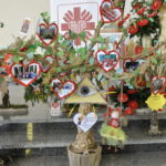 Koła Caritas przywiozły "drzewka" swojej działalności