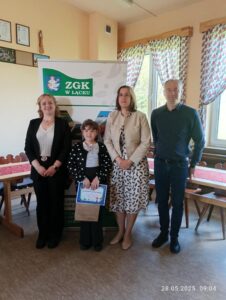 Amelia podczas rozdania nagród.