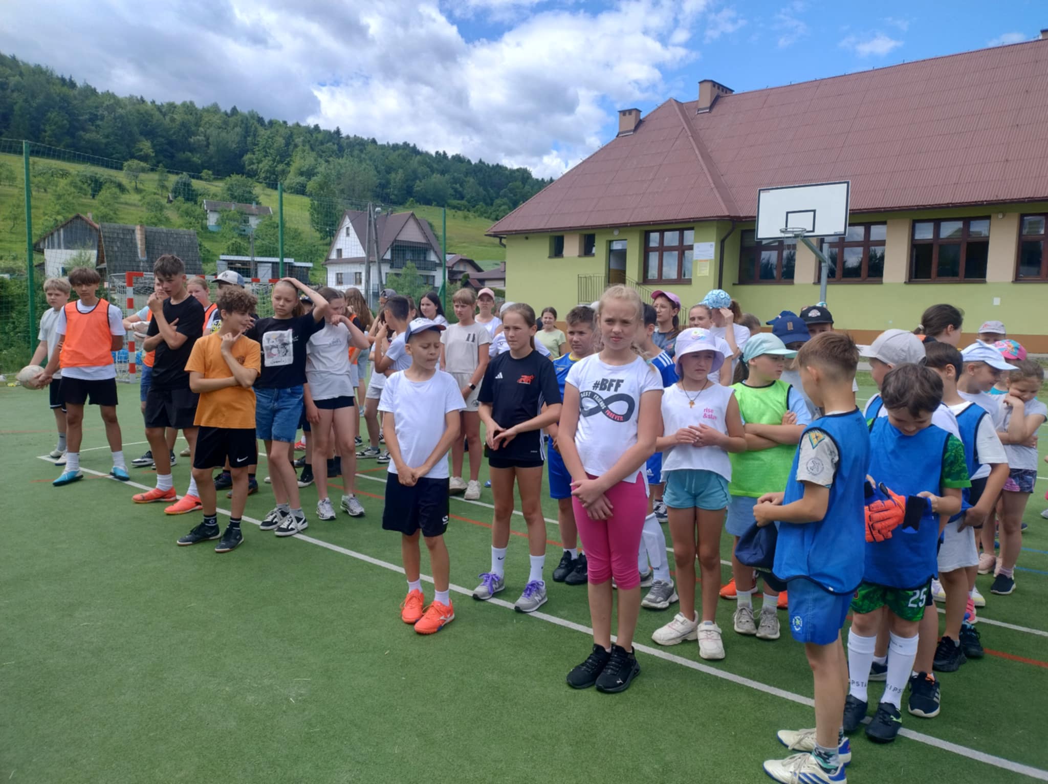 Zmagania uczniów podczas Szkolnego Dnia Sportu 2025