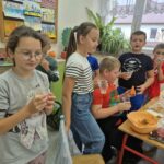Przygotowywanie soków w klasie trzeciej