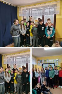 Uczniowie podczas Święta Szkoły.
