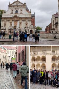 Uczniowie podczas zwiedzania Krakowa.