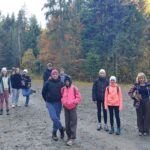 Uczniowie na szlaku - zdjęcie zbiorowe