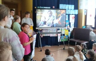 Uczniowie podczas apelu.