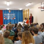 Przemawia pani dyrektor