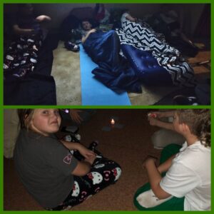 Podczas nocowania w szkole.