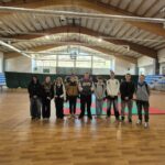 Zdjęcie zbiorowe na Hali Widowiskowo-Sportowej w Łącku