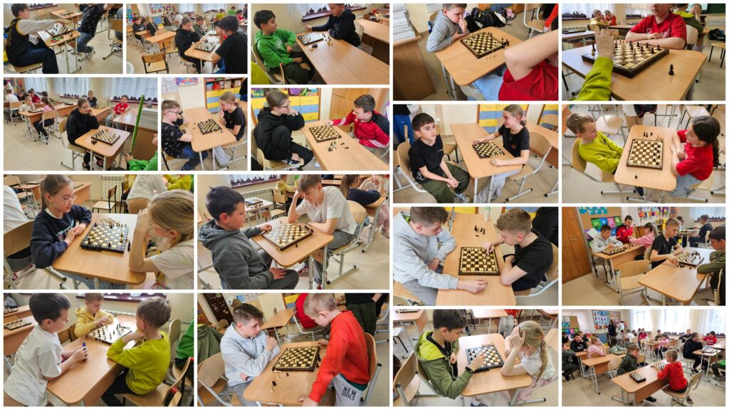 Szkolny Turniej Warcabowy - uczestnicy podczas rozgrywania partii. 