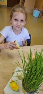 Podczas świątecznych zajęć.