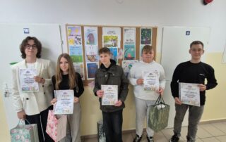 Zdjęcie zbiorowe laureatów