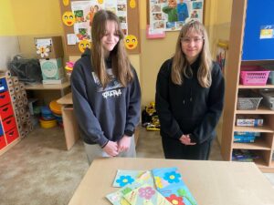 Wolontariuszki podczas pracy.