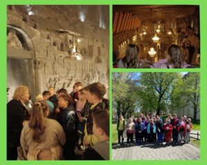 Uczniowie klas III i IV podczas zwiedzania.